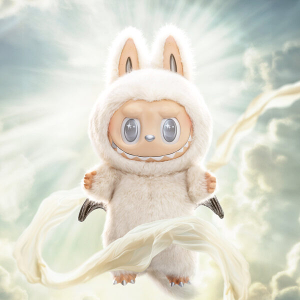 THE MONSTERS - ANGEL IN CLOUDS Vinyl Face Doll - Image 5